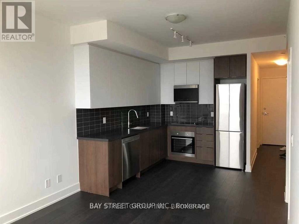 1101 - 297 Oak Walk Drive, Oakville, Ontario  L6H 6Z3 - Photo 5 - W12743354