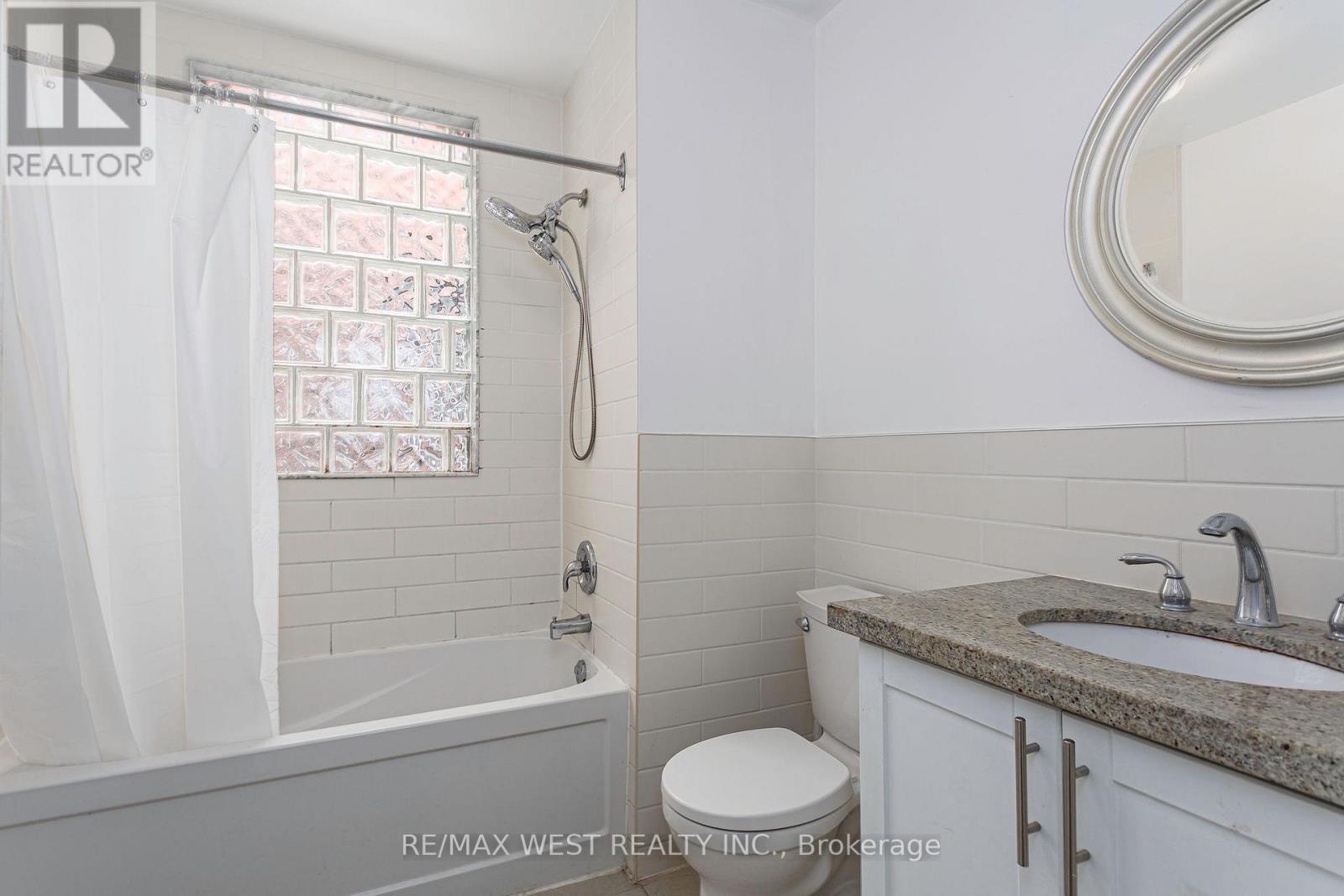 328 High Park Avenue, Toronto, Ontario  M6P 2S7 - Photo 6 - W12743360