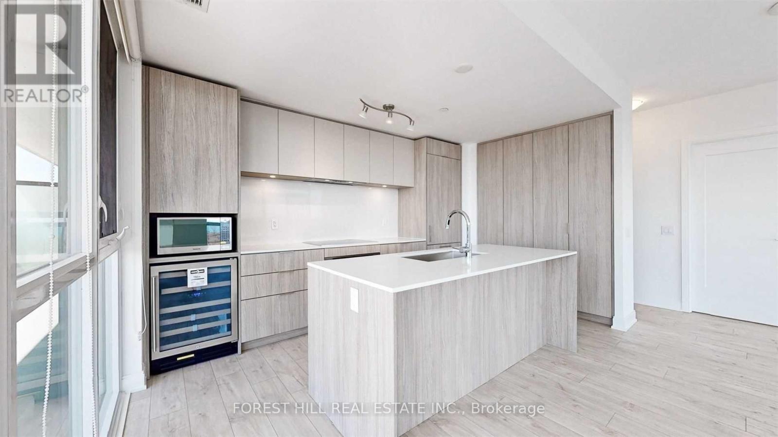 909 - 65 Annie Craig Drive, Toronto, Ontario  M8V 0C4 - Photo 9 - W12743370