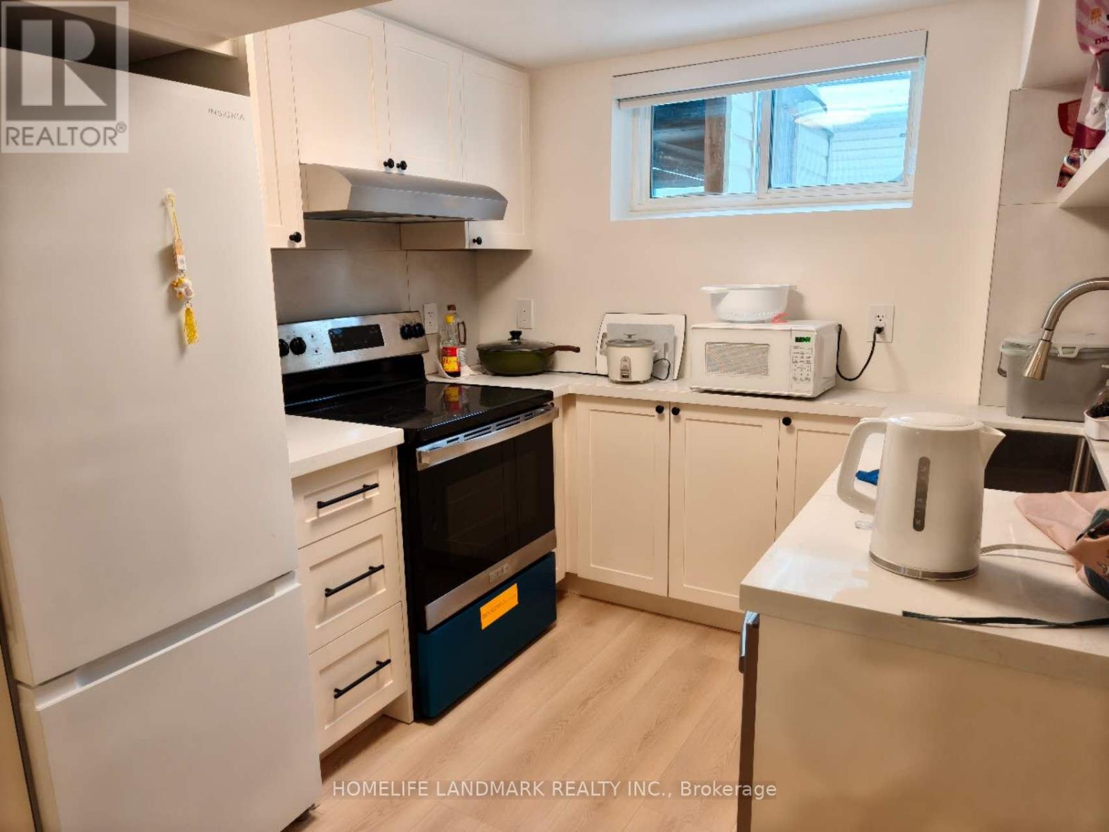 Bsmt - 18 Orsett Street, Oakville, Ontario  L6H 2N9 - Photo 7 - W12743406