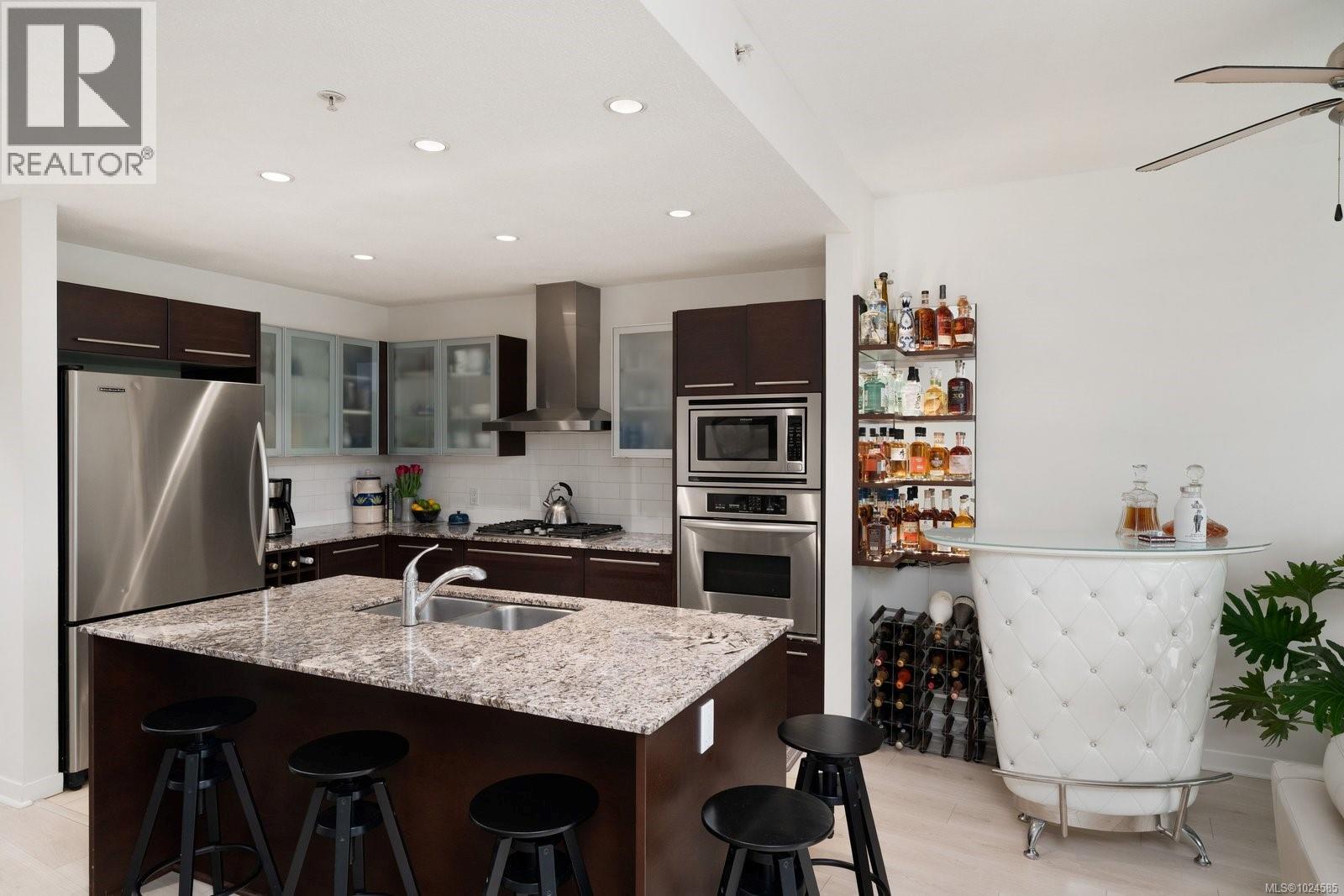 109 68 Songhees Rd, Victoria, British Columbia  V9A 0A3 - Photo 15 - 1024585