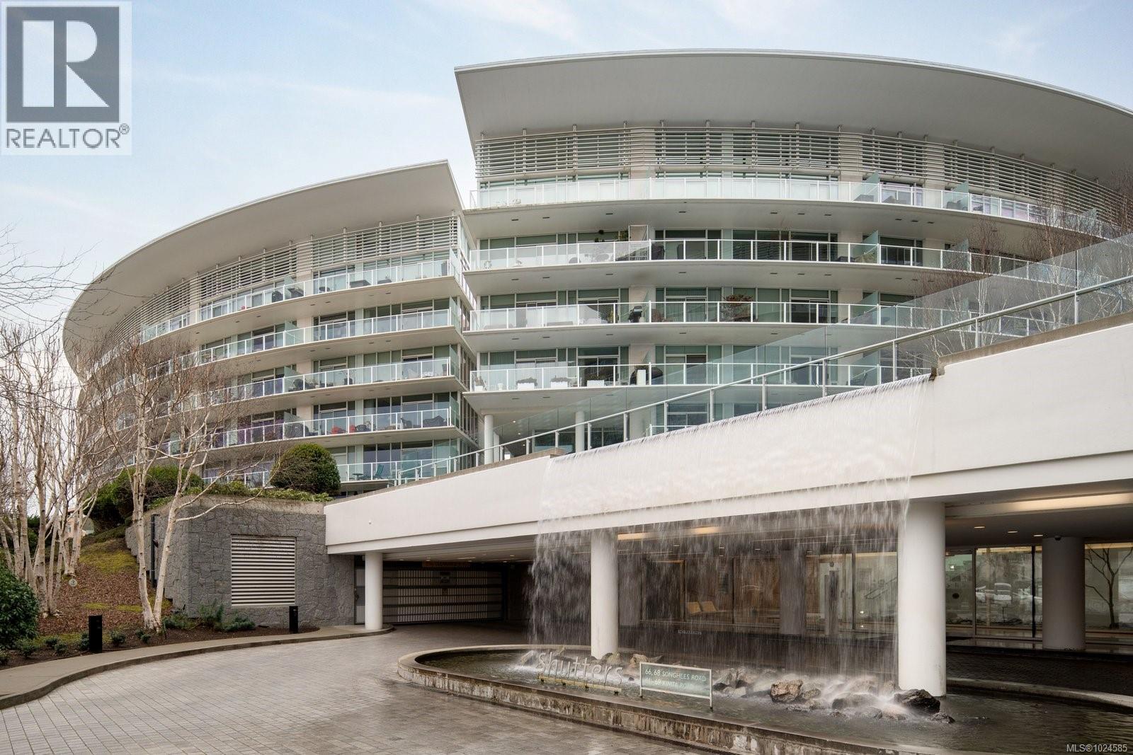 109 68 Songhees Rd, Victoria, British Columbia  V9A 0A3 - Photo 2 - 1024585