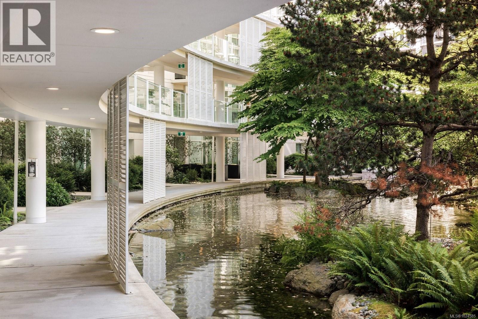 109 68 Songhees Rd, Victoria, British Columbia  V9A 0A3 - Photo 32 - 1024585