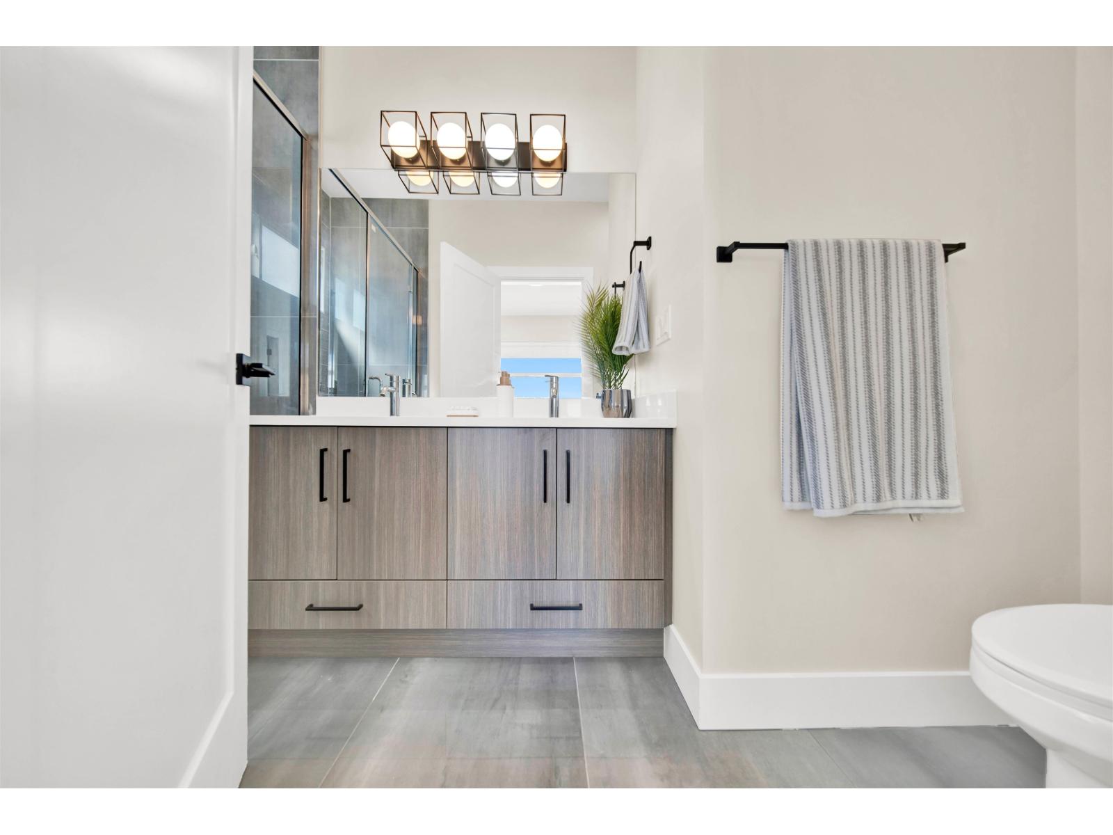 27 177 175a Street, Surrey, British Columbia  V3Z 1L1 - Photo 13 - R3084928