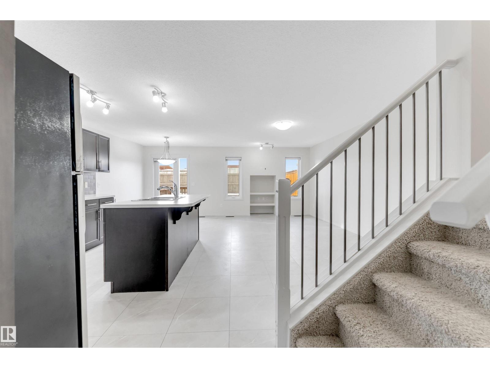 2624 16 St Nw, Edmonton, Alberta T6T 0W2 - Photo 9 - E4471655