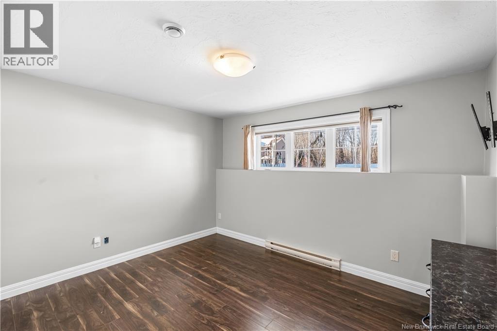 125 Belle Foret, Dieppe, New Brunswick  E1A 9E6 - Photo 20 - NB132945