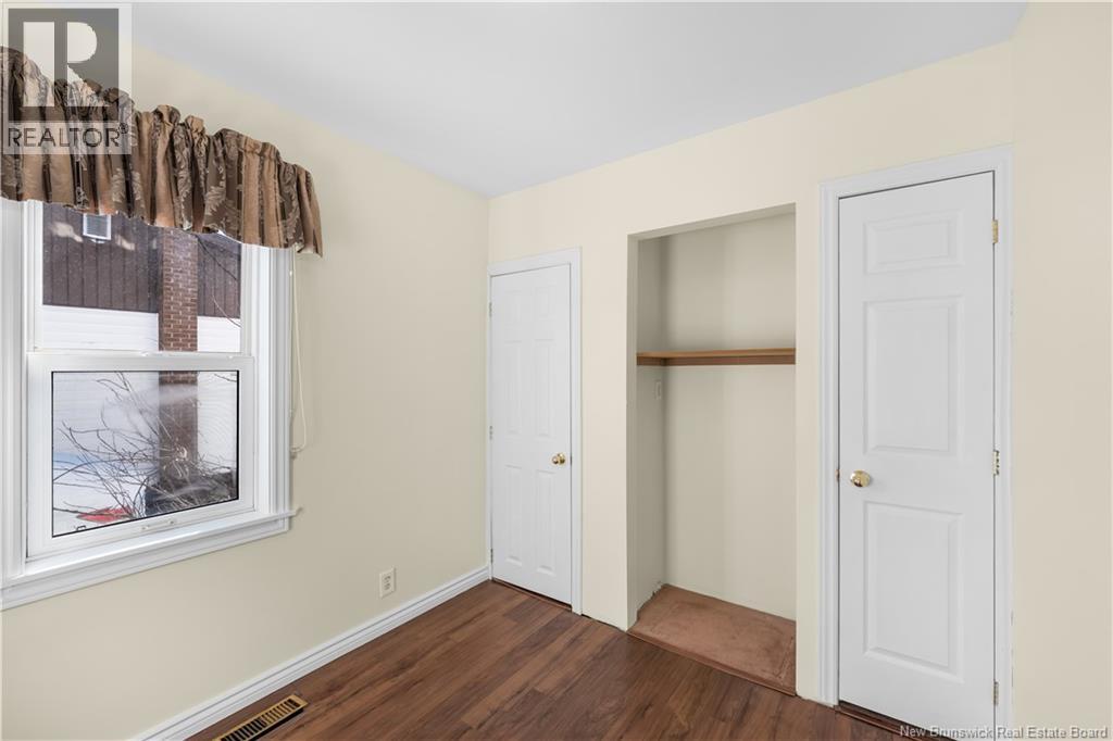 195 Second Avenue, Moncton, New Brunswick  E1C 7Y5 - Photo 14 - NB132936