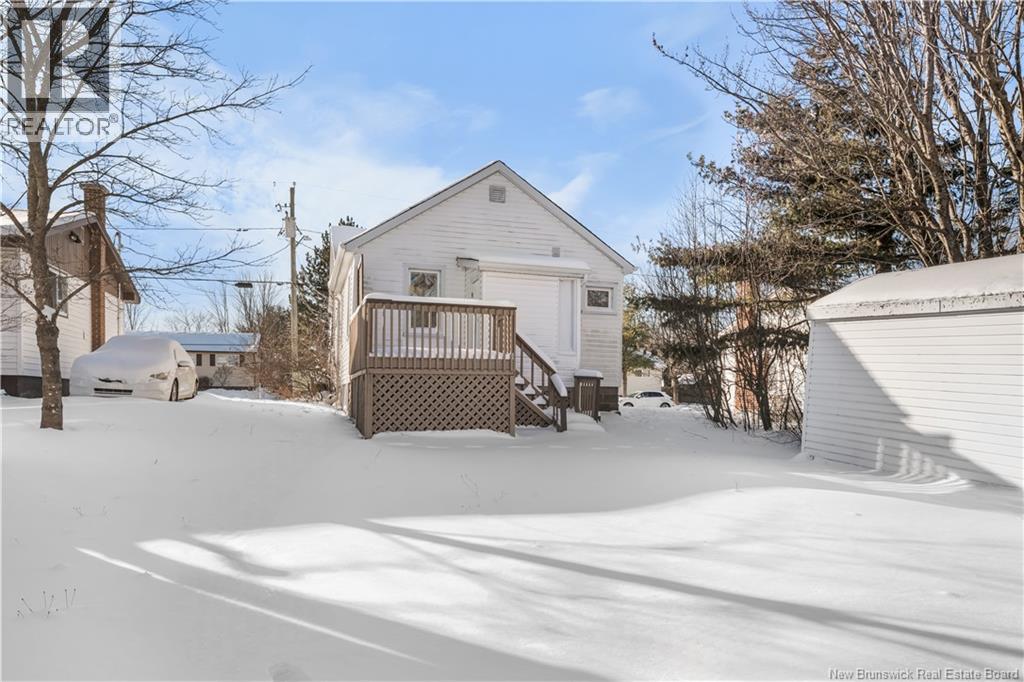 195 Second Avenue, Moncton, New Brunswick  E1C 7Y5 - Photo 25 - NB132936