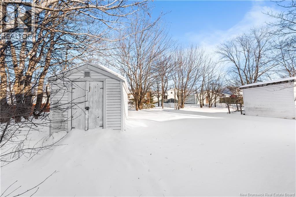 195 Second Avenue, Moncton, New Brunswick  E1C 7Y5 - Photo 28 - NB132936