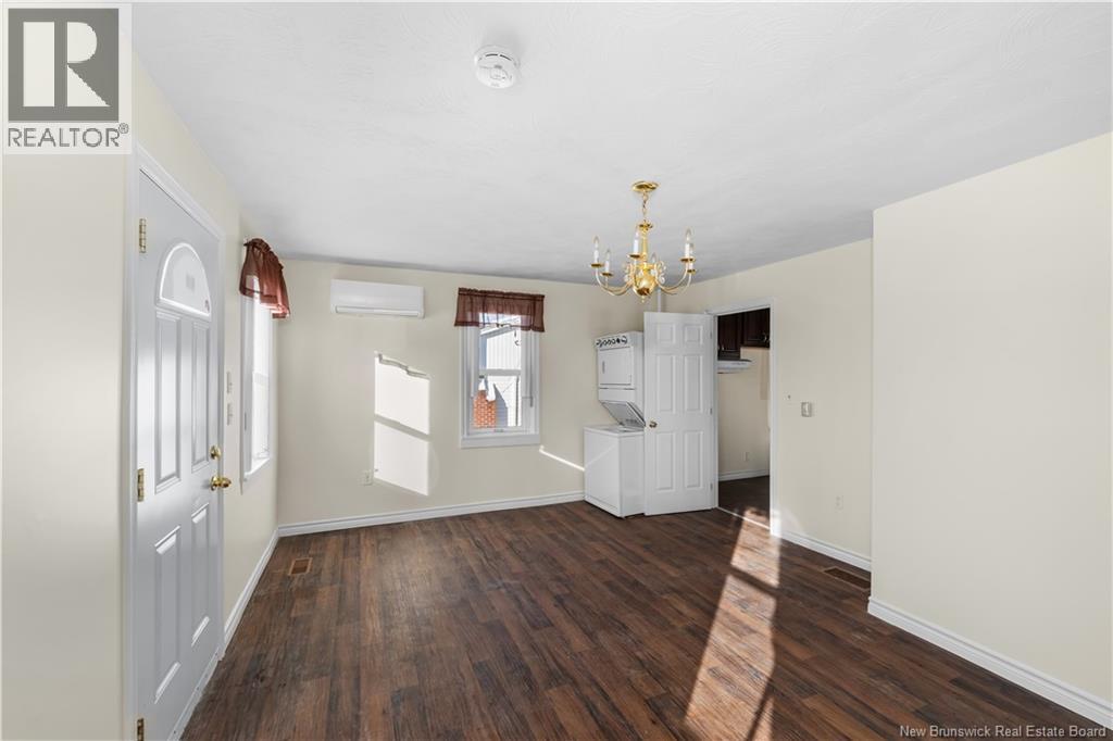 195 Second Avenue, Moncton, New Brunswick  E1C 7Y5 - Photo 5 - NB132936