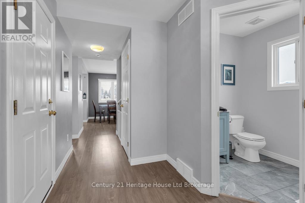 216 Thames Street N, Ingersoll, Ontario  N5C 3E4 - Photo 3 - X12743436