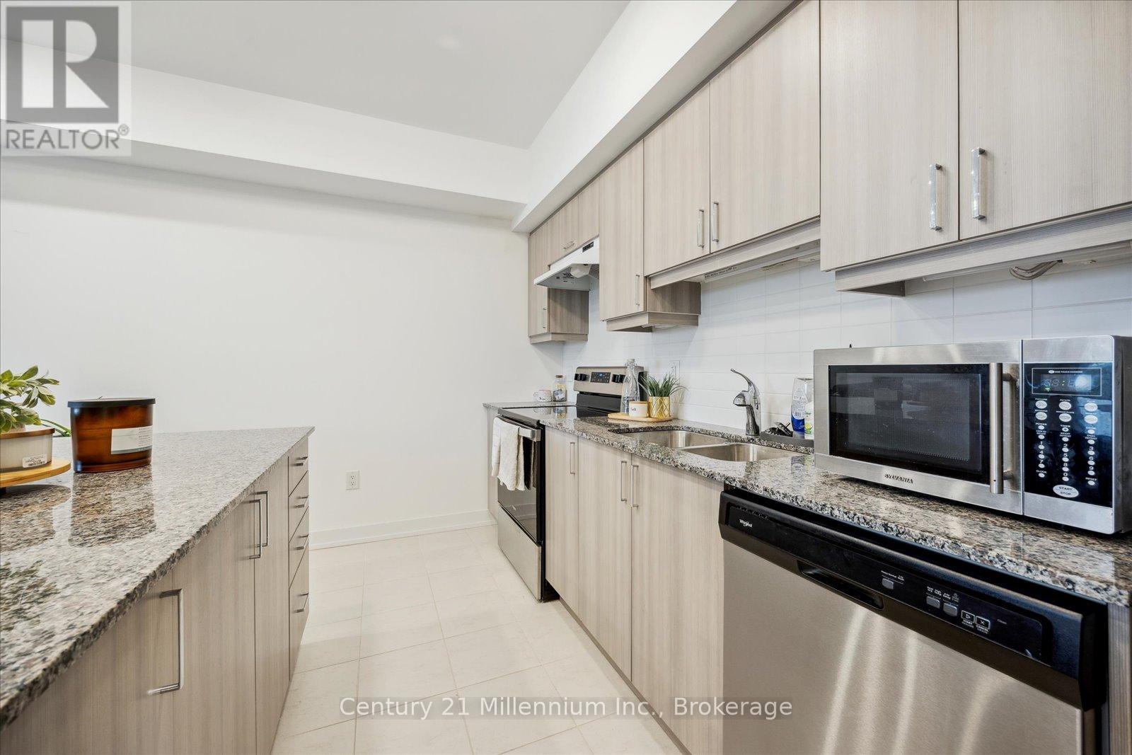 409 - 10 Culinary Lane, Barrie, Ontario L9J 0K2 - Photo 9 - S12743462