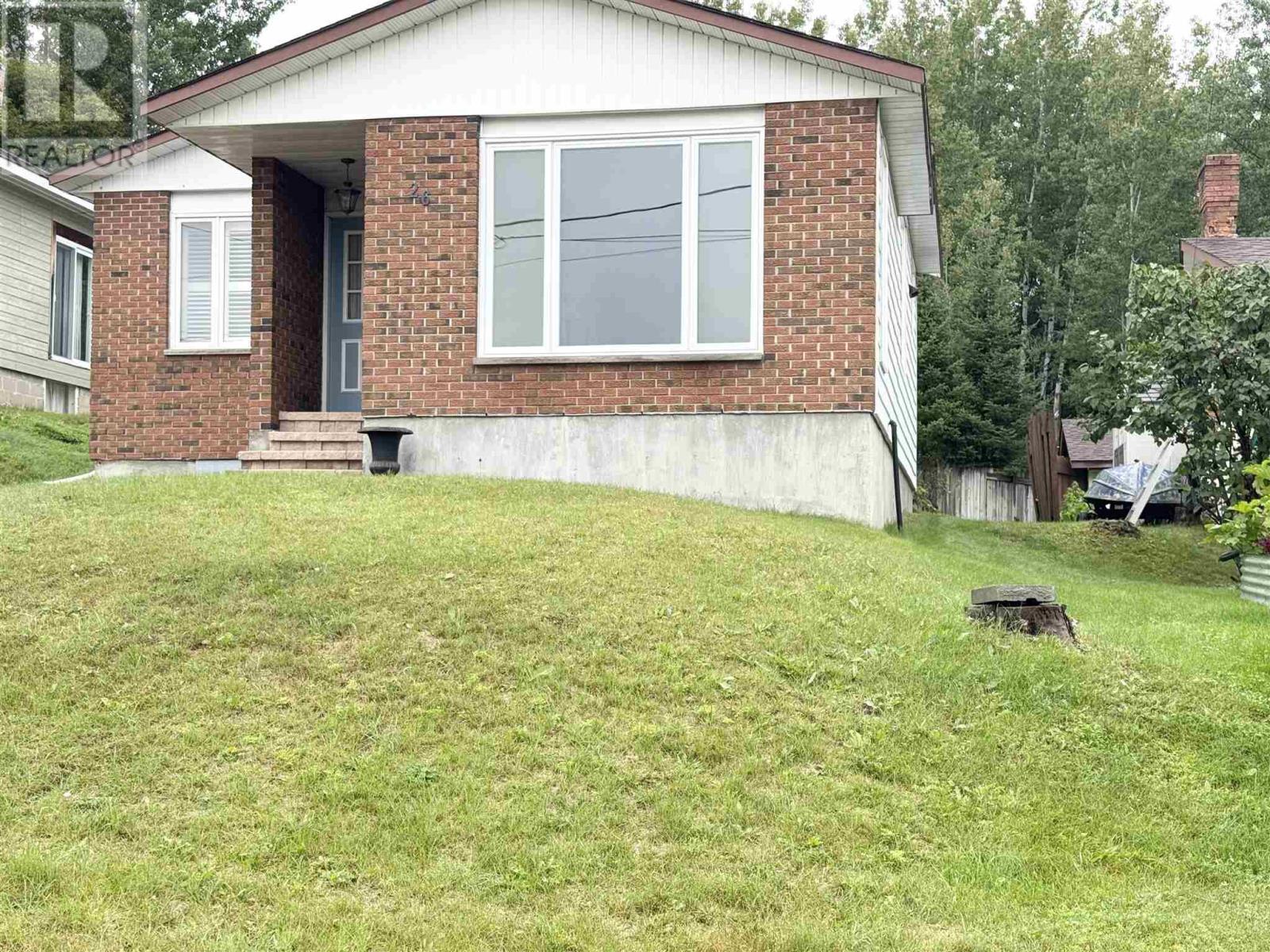 26 Minto St, Chapleau, Ontario  P0M 1K0 - Photo 3 - SM252812