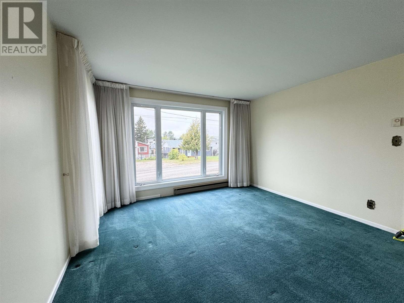 26 Minto St, Chapleau, Ontario  P0M 1K0 - Photo 9 - SM252812