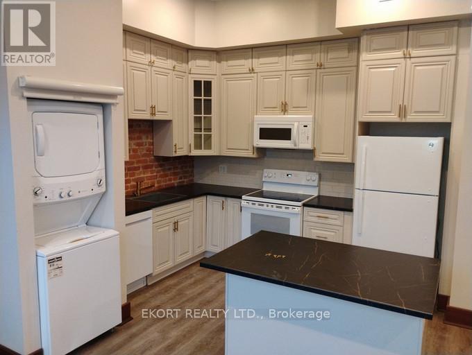 1 - 251 Front Street, Belleville (Belleville Ward), Ontario  K8N 2Z6 - Photo 4 - X12743492