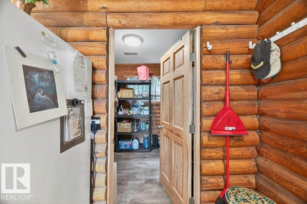 287 Lakeshore Dr, Rural Lac Ste. Anne County, Alberta  T0E 1V0 - Photo 15 - E4470186