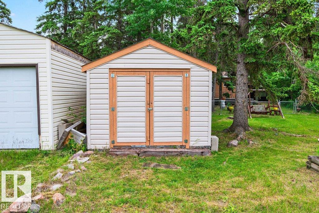 287 Lakeshore Dr, Rural Lac Ste. Anne County, Alberta  T0E 1V0 - Photo 37 - E4470186