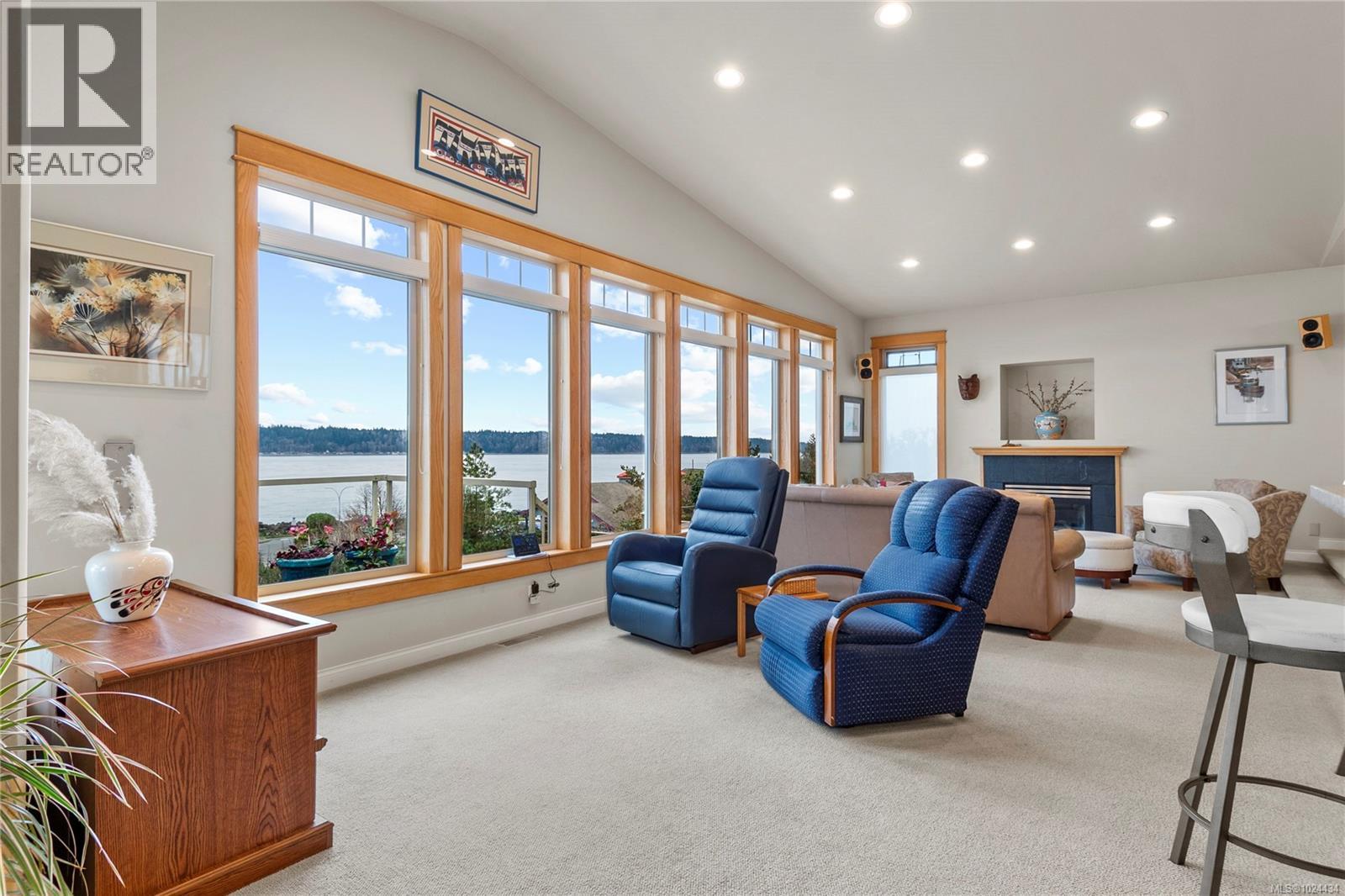 636 Island Hwy, Campbell River, British Columbia  V9W 2C3 - Photo 16 - 1024434