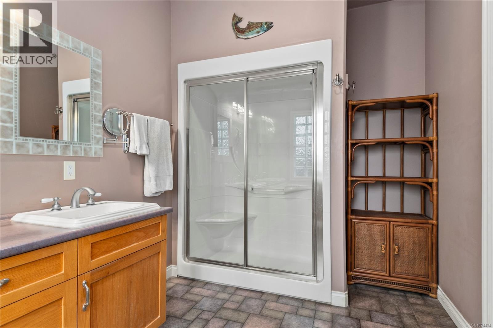 636 Island Hwy, Campbell River, British Columbia  V9W 2C3 - Photo 31 - 1024434