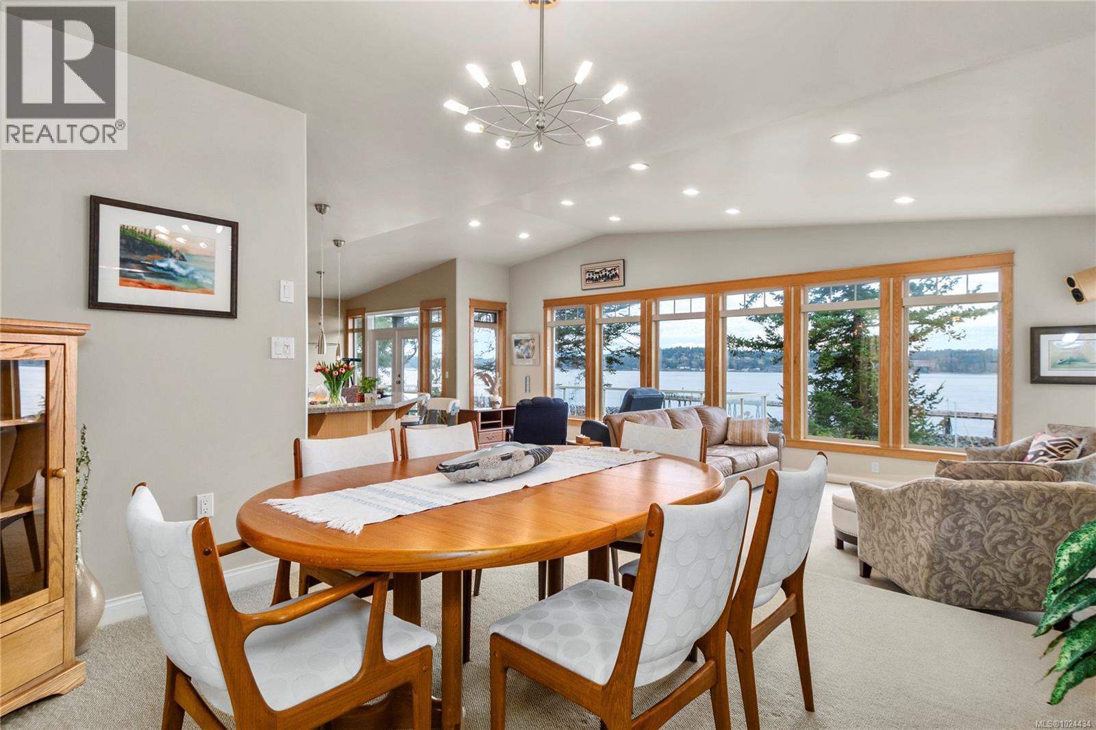 636 Island Hwy, Campbell River, British Columbia  V9W 2C3 - Photo 13 - 1024434