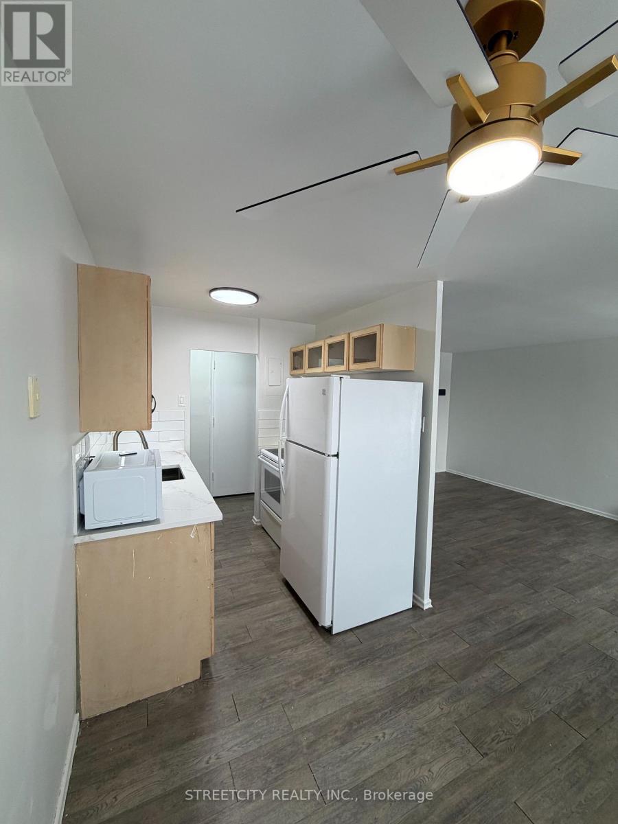 306 - 1830 Dumont Street, London East, Ontario  N5W 2S1 - Photo 8 - X12743464
