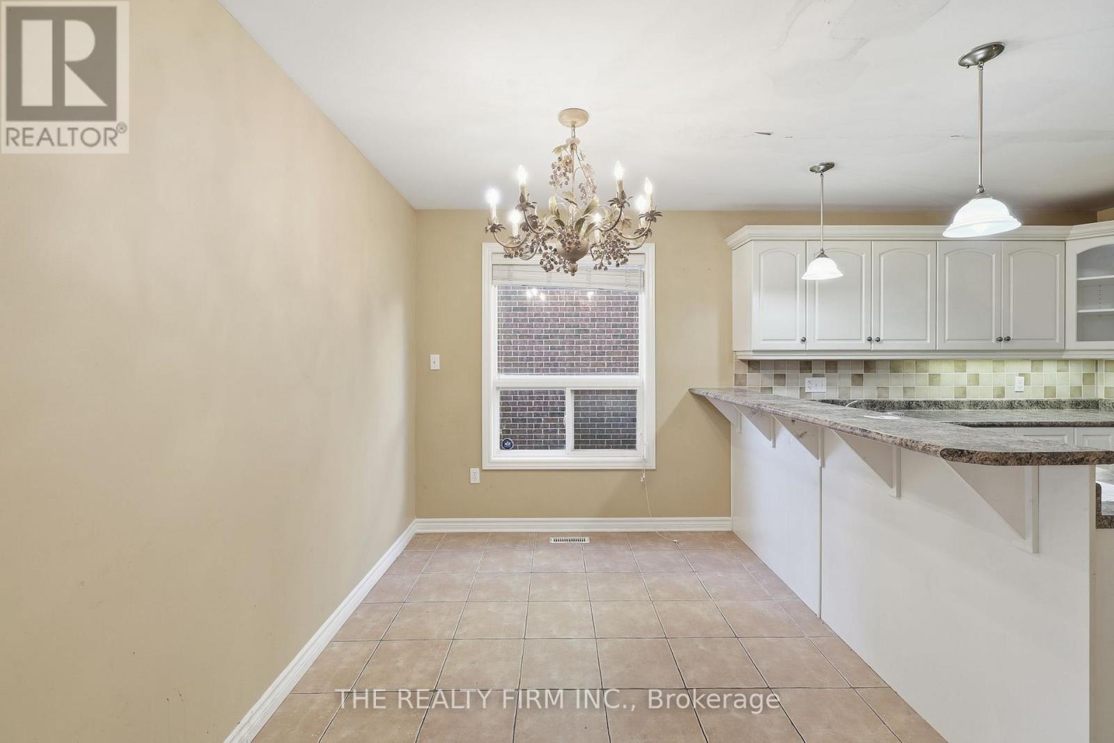 1012 Oakcrossing Road, London North, Ontario  N6H 0A8 - Photo 13 - X12743480