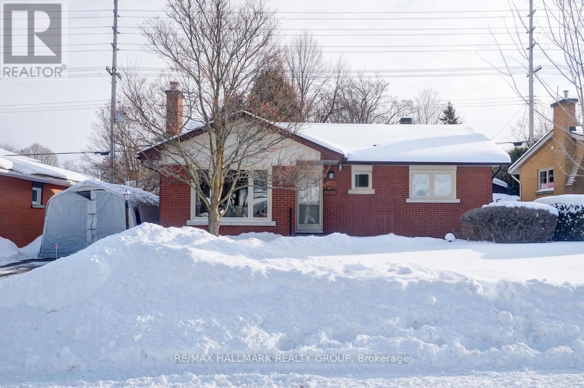 1259 Placid Street, Ottawa, Ontario K2C 3A8 - Photo 2 - X12743416