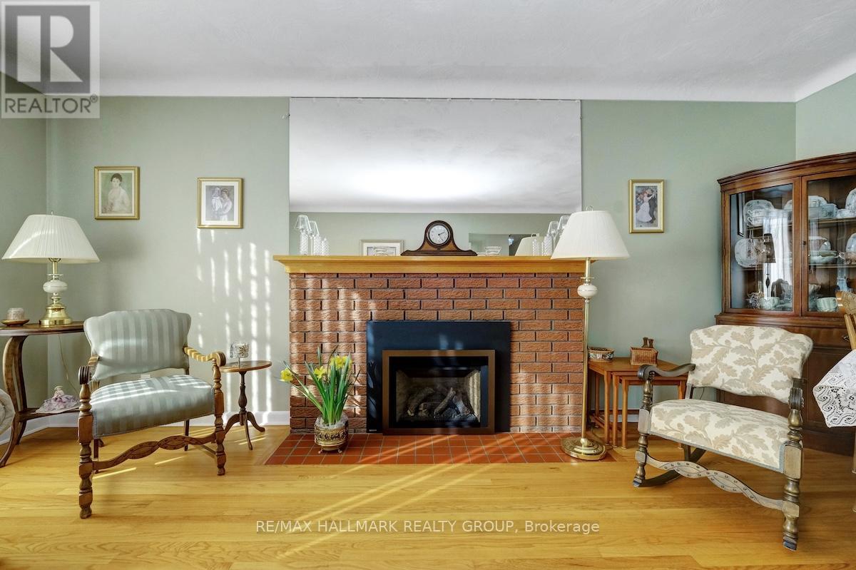 1259 Placid Street, Ottawa, Ontario K2C 3A8 - Photo 8 - X12743416