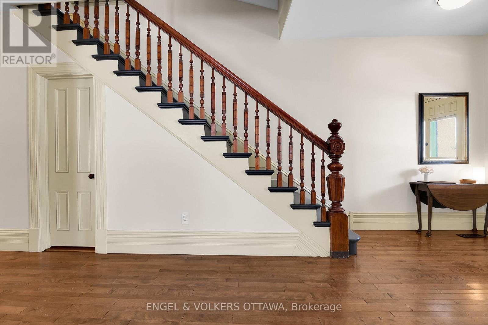 120 Boteler Street, Ottawa, Ontario K1N 5A6 - Photo 9 - X12743456