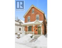 120 BOTELER STREET, Ottawa, Ontario