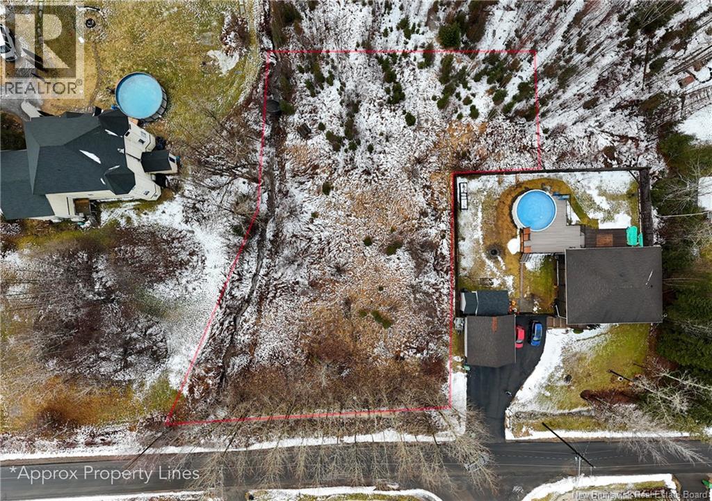 1 A Irvine Street, Oromocto, New Brunswick E2V 3N4 - Photo 2 - NB131567