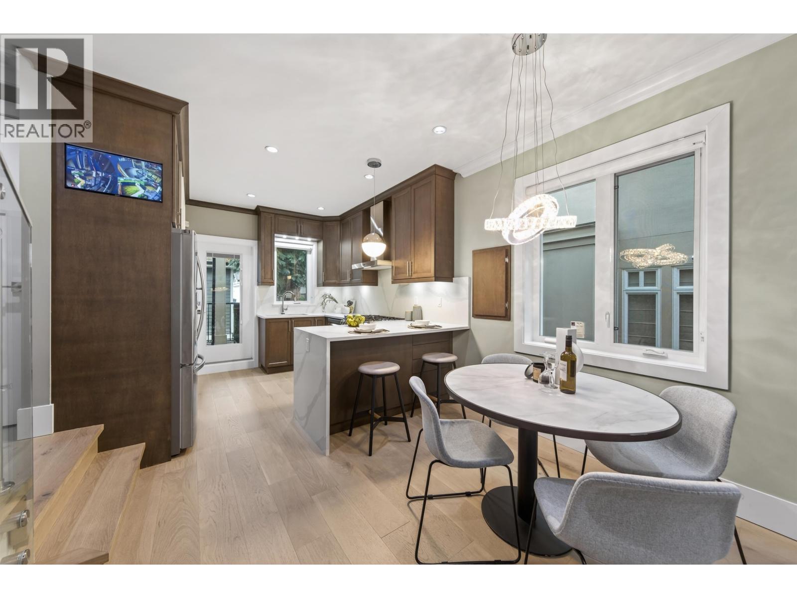 6532 Angus Drive, Vancouver, British Columbia V6P 5H9 - Photo 15 - R3084923