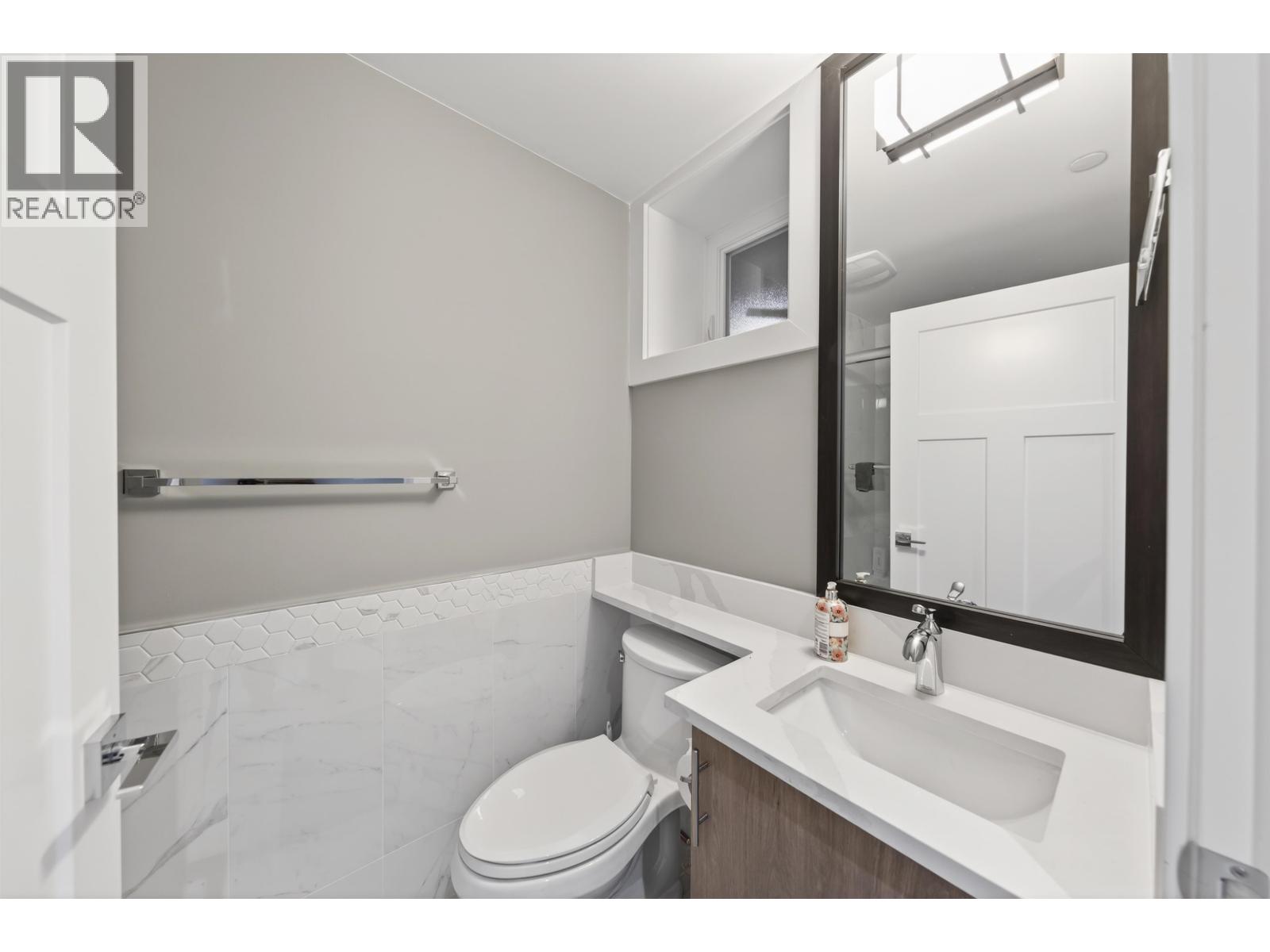 6532 Angus Drive, Vancouver, British Columbia V6P 5H9 - Photo 33 - R3084923