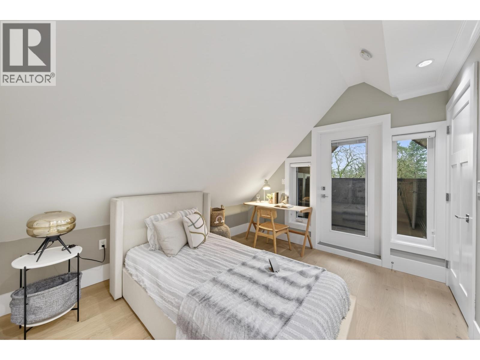 6532 Angus Drive, Vancouver, British Columbia V6P 5H9 - Photo 38 - R3084923