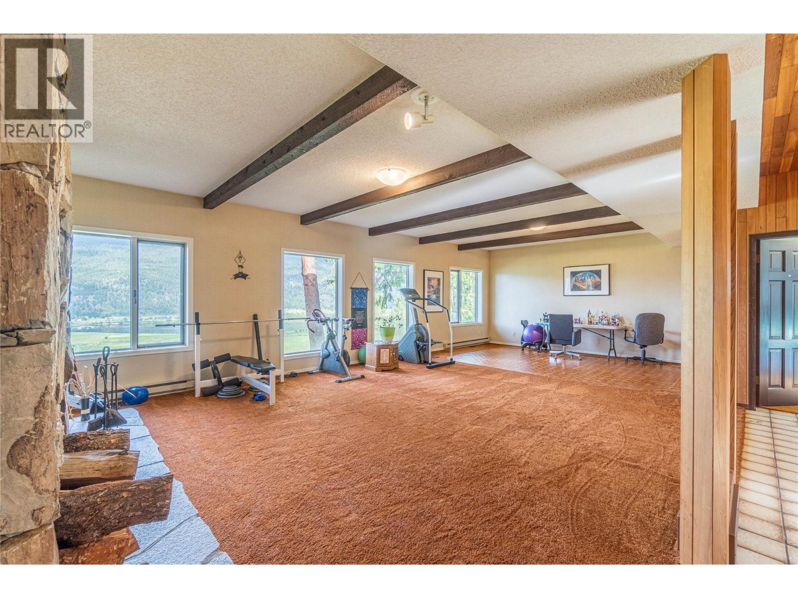 8548 Yellowhead Highway, Kamloops, British Columbia  V0E 1Z2 - Photo 39 - 10374394