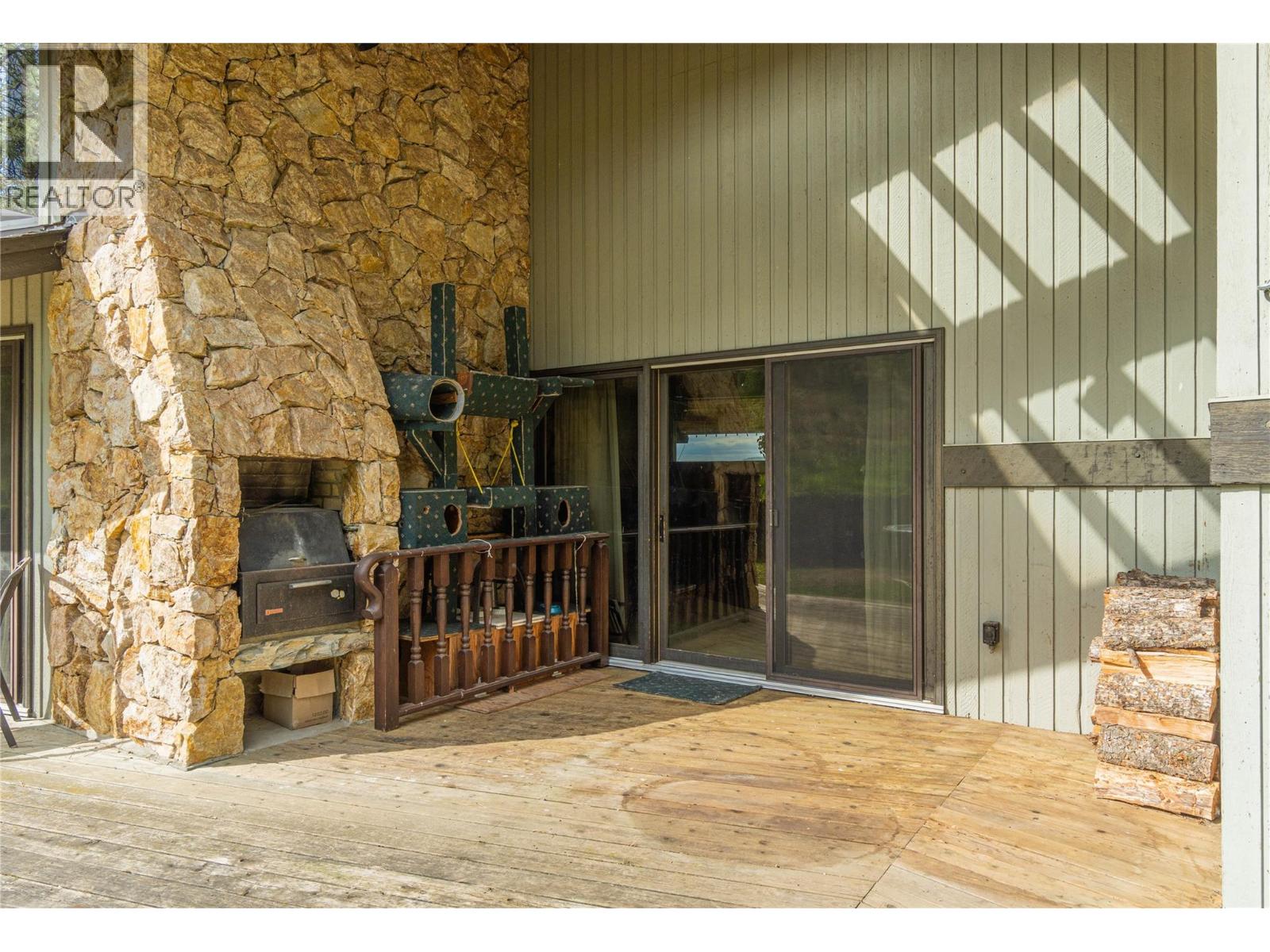 8548 Yellowhead Highway, Kamloops, British Columbia  V0E 1Z2 - Photo 58 - 10374394