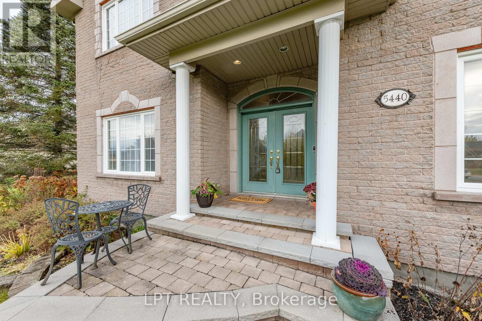 5440 Wadell Court, Ottawa, Ontario  K4M 1L3 - Photo 2 - X12511988