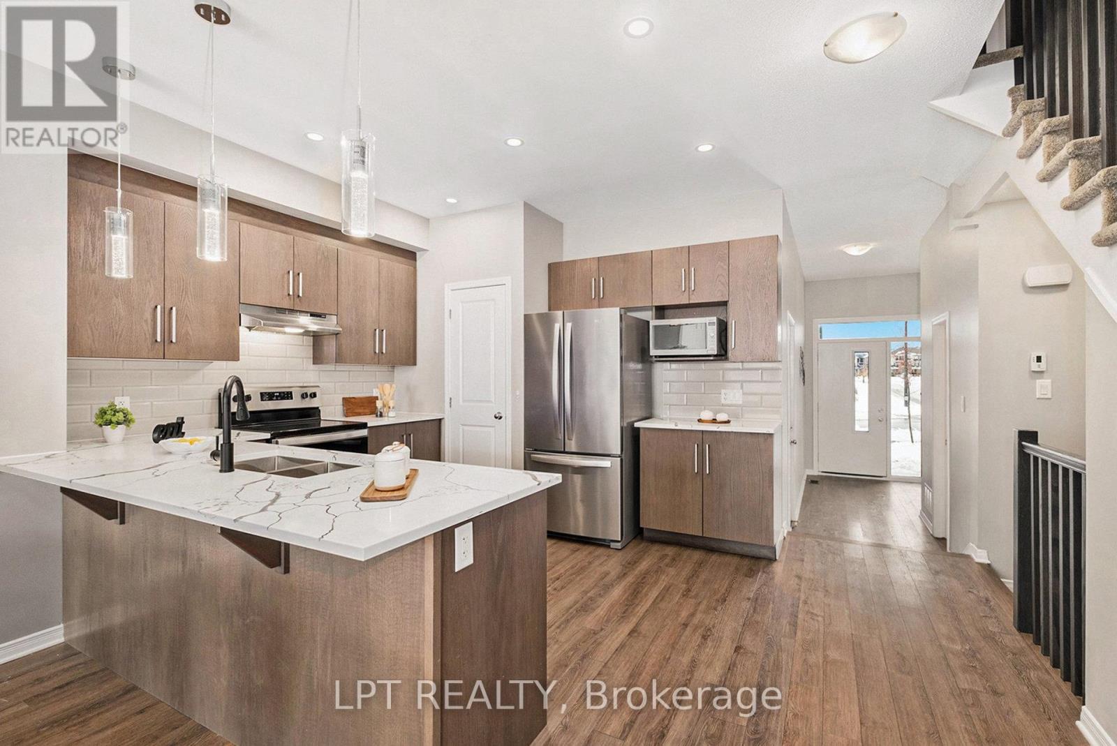 381 Cope Drive, Ottawa, Ontario  K2V 0P7 - Photo 11 - X12539594