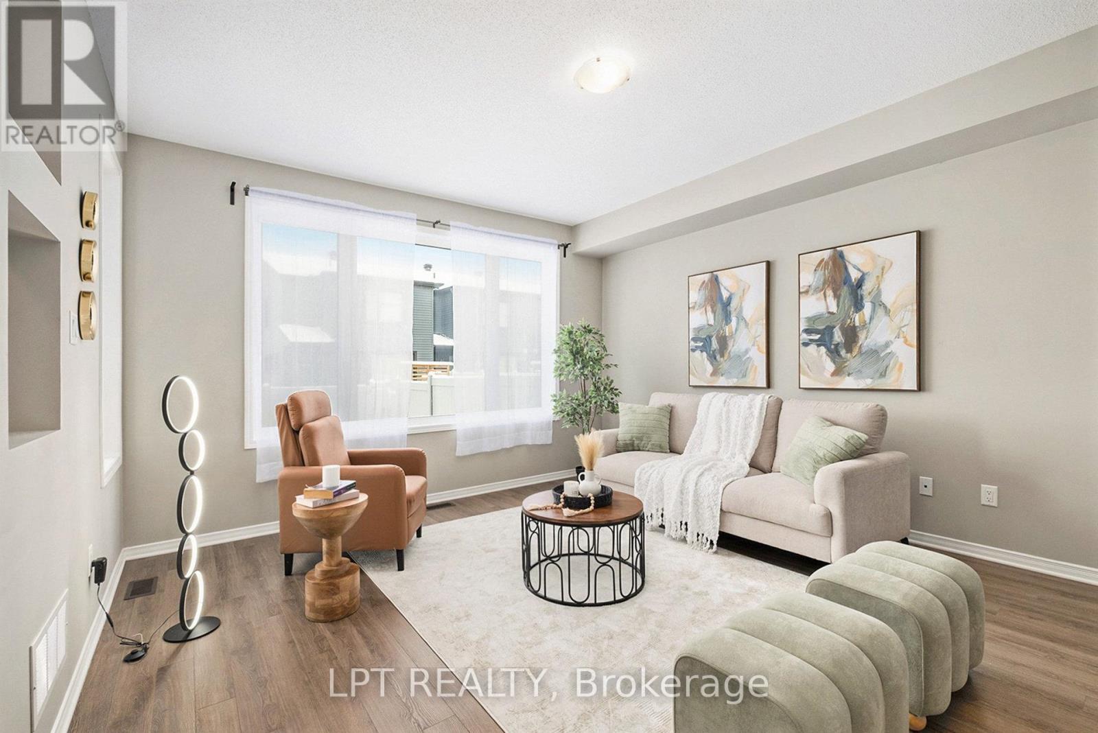 381 Cope Drive, Ottawa, Ontario  K2V 0P7 - Photo 7 - X12539594