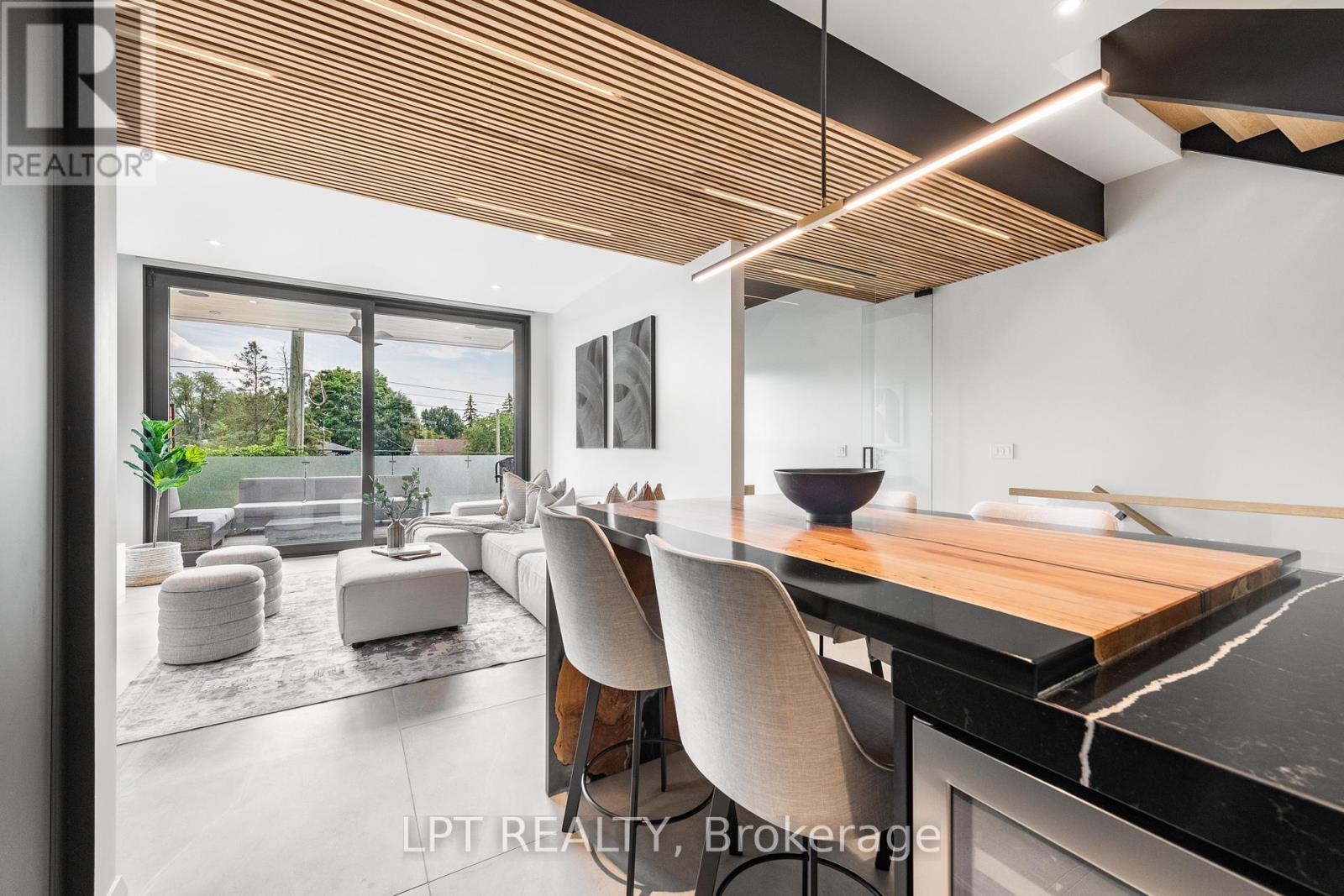 322 Perrier Avenue, Ottawa, Ontario  K1L 5C7 - Photo 12 - X12590958