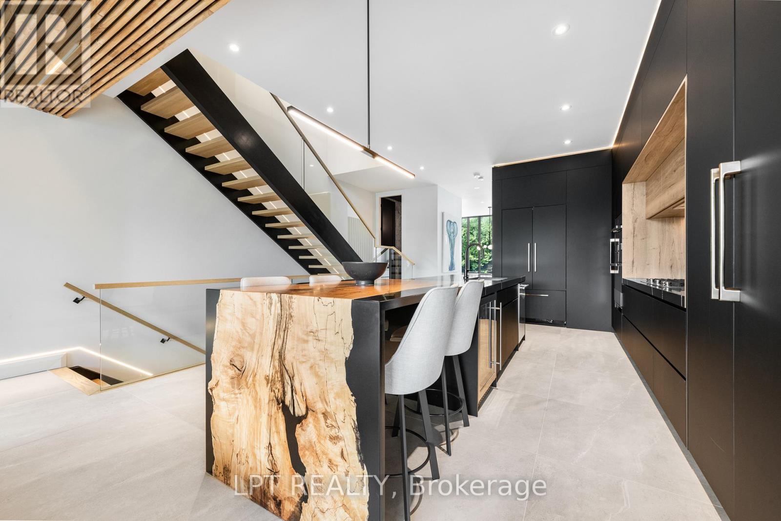 322 Perrier Avenue, Ottawa, Ontario  K1L 5C7 - Photo 11 - X12590958