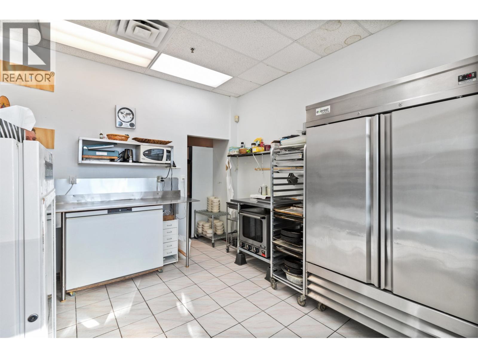 5728 Tyne Street, Vancouver, British Columbia V5R 4L6 - Photo 2 - C8075708