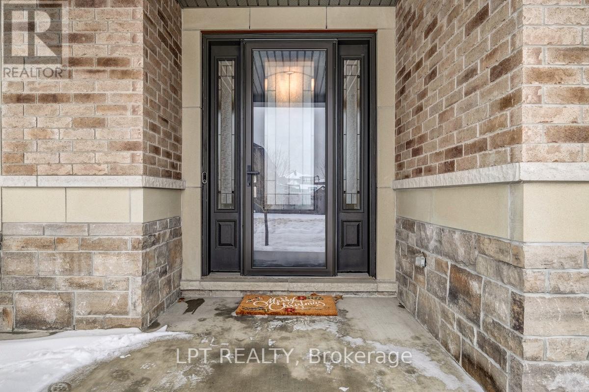 122 Spindrift Circle, Ottawa, Ontario K4M 0G4 - Photo 4 - X12684094