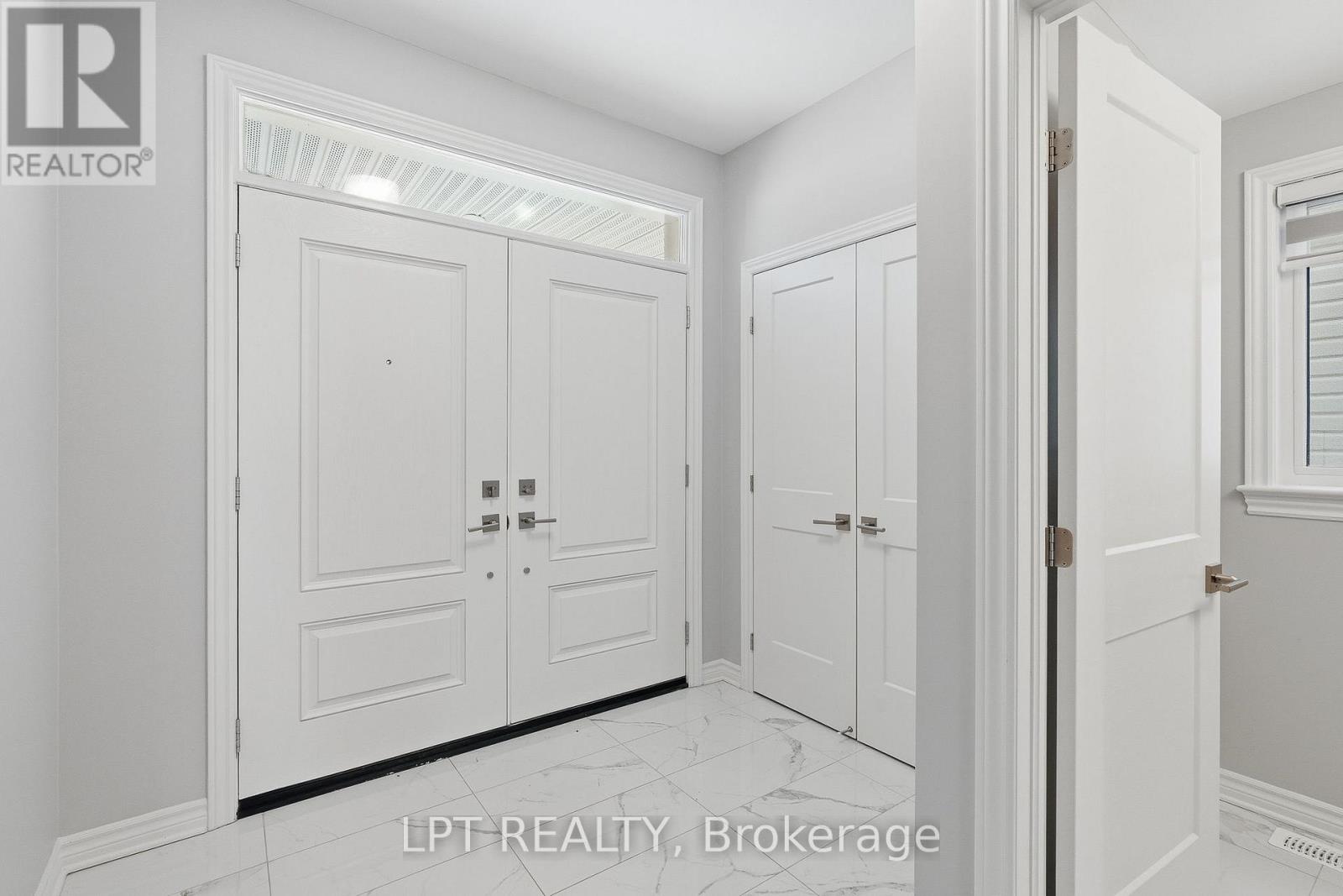 132 Bonne Renommee Avenue, Ottawa, Ontario  K4A 5J8 - Photo 3 - X12705428