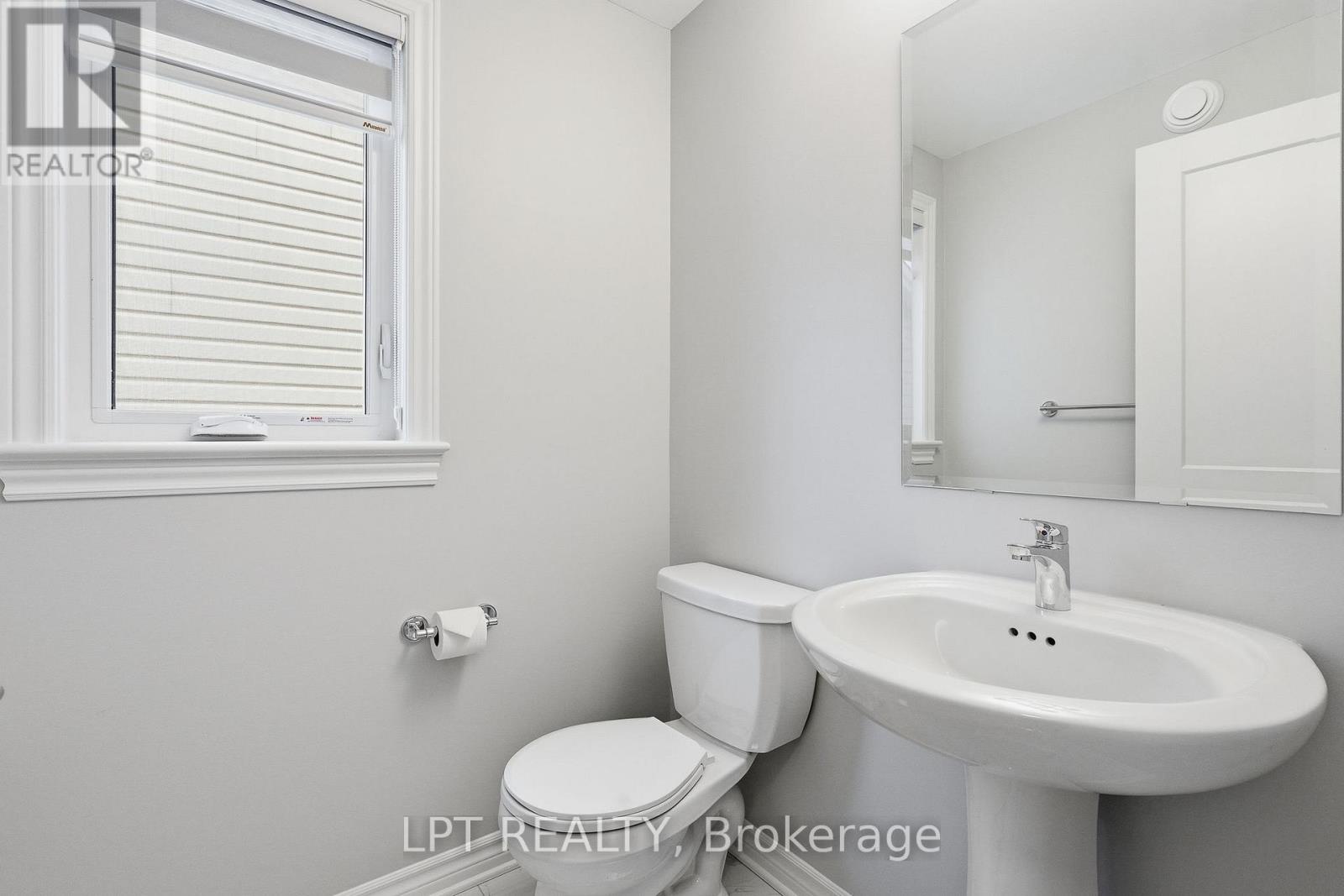 132 Bonne Renommee Avenue, Ottawa, Ontario  K4A 5J8 - Photo 4 - X12705428