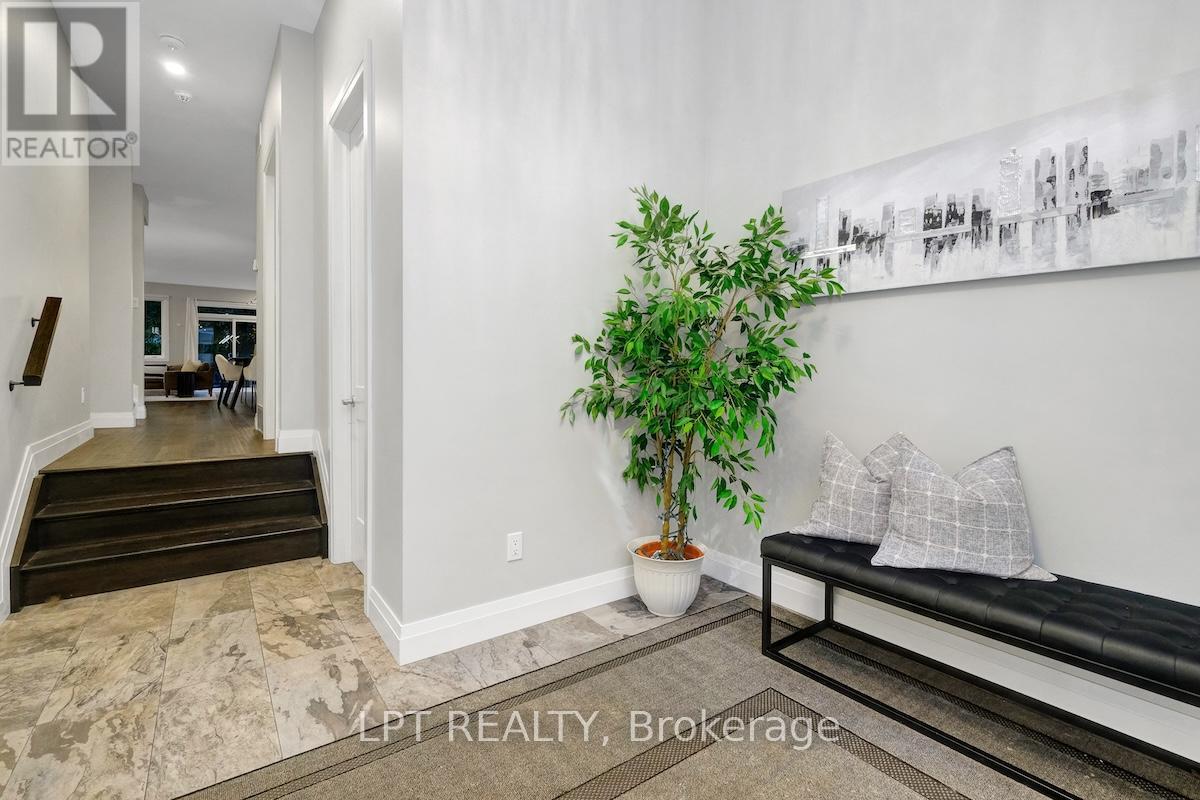 319 Glynn Avenue, Ottawa, Ontario  K1K 1R9 - Photo 4 - X12733682