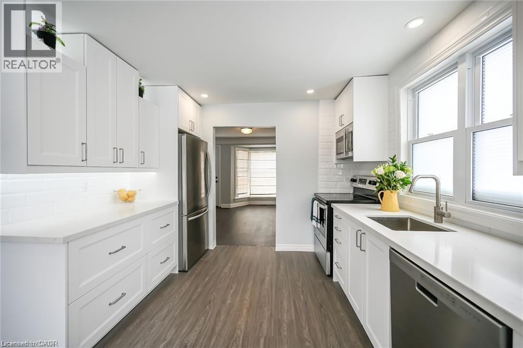 5 York Street, Dundas, Ontario  L9H 1L3 - Photo 7 - 40801809