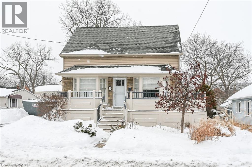 5 York Street, Dundas, Ontario  L9H 1L3 - Photo 1 - 40801809