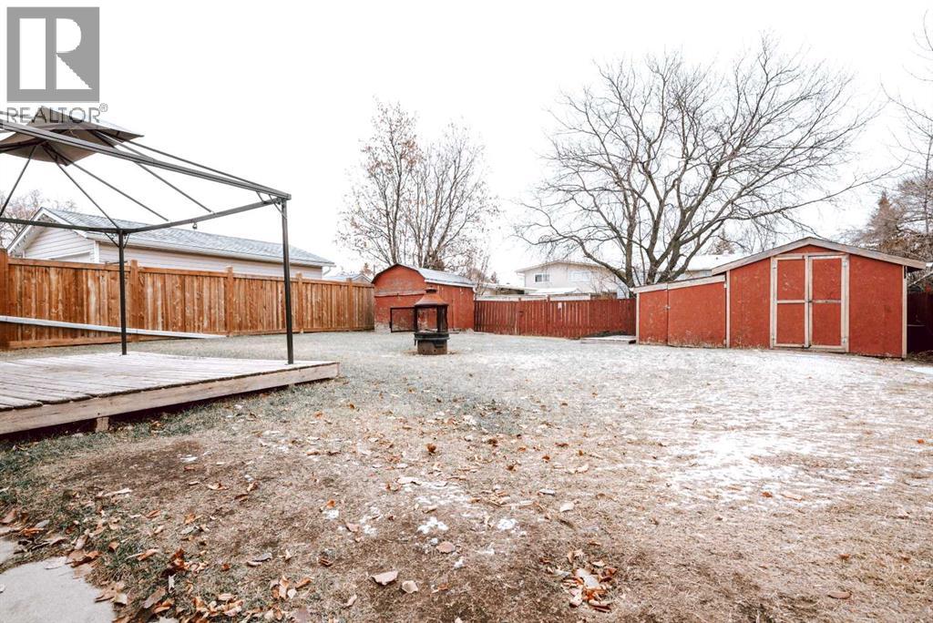 9851 80 Avenue, Grande Prairie, Alberta  T8V 3S5 - Photo 24 - A2272053