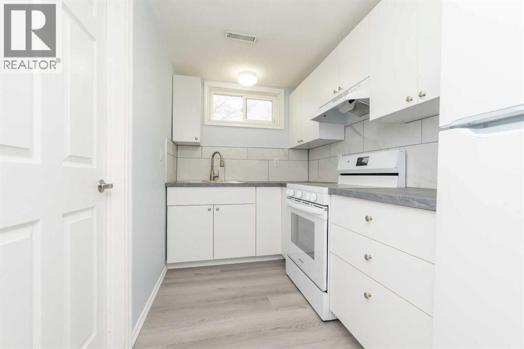 9851 80 Avenue, Grande Prairie, Alberta  T8V 3S5 - Photo 18 - A2272053